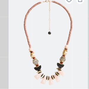 Everri Gerri Statement Necklace